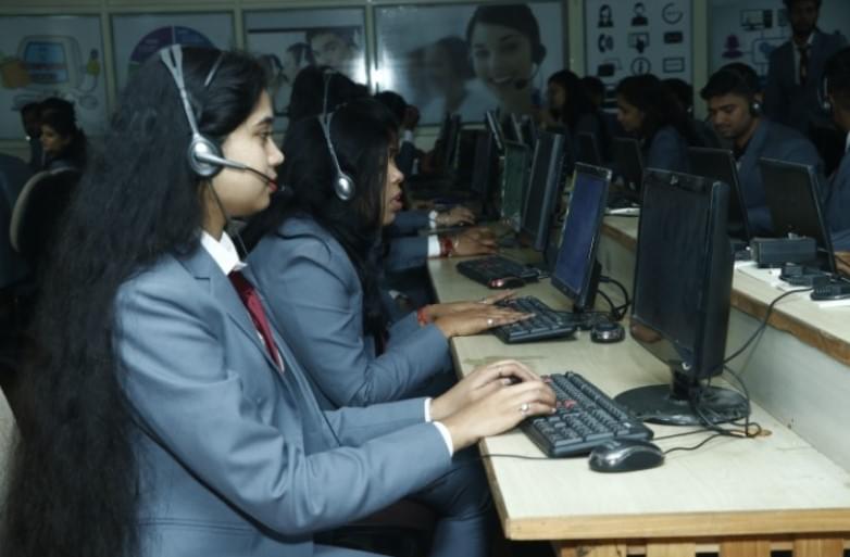 I Business Institute Greater Noida Language Lab photo 3